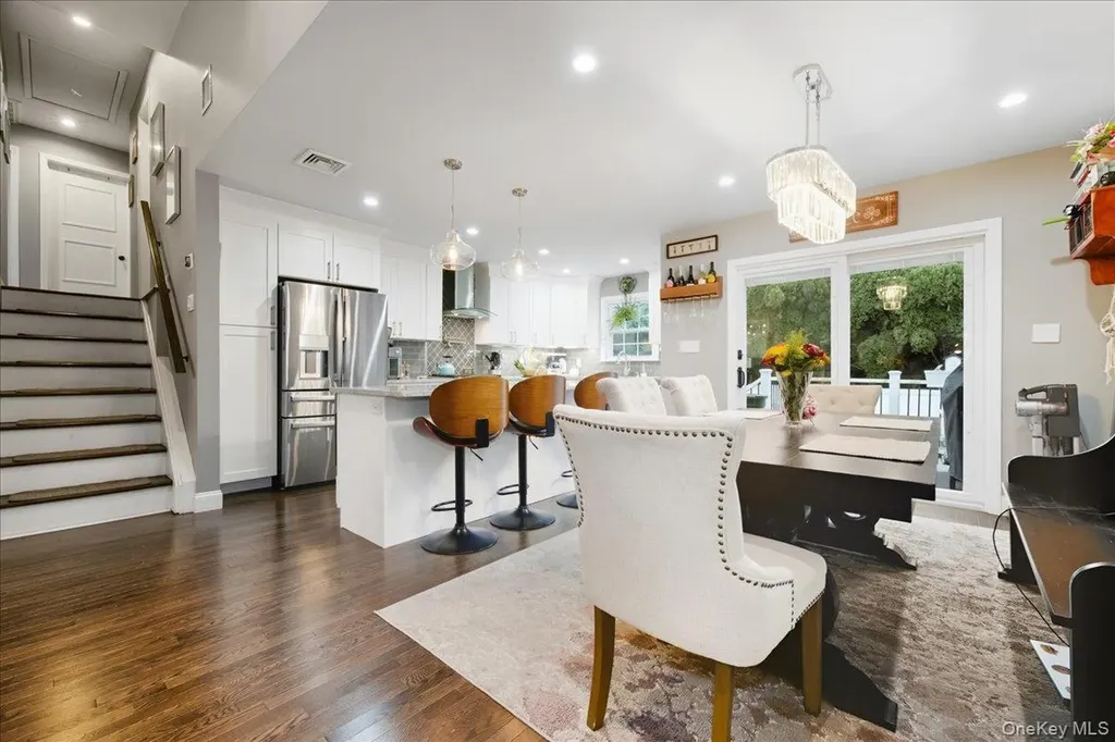1800 Carlisle Place Merrick NY 11566