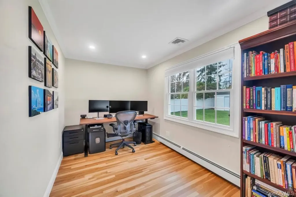 311 Devon Lane Smithtown NY 11787