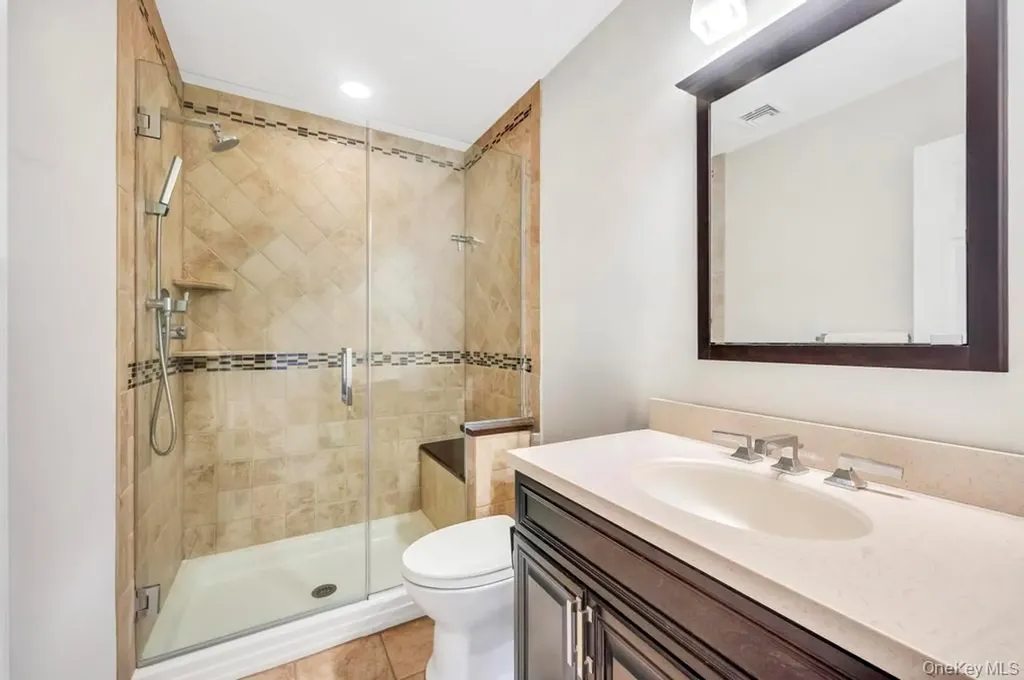 311 Devon Lane Smithtown NY 11787