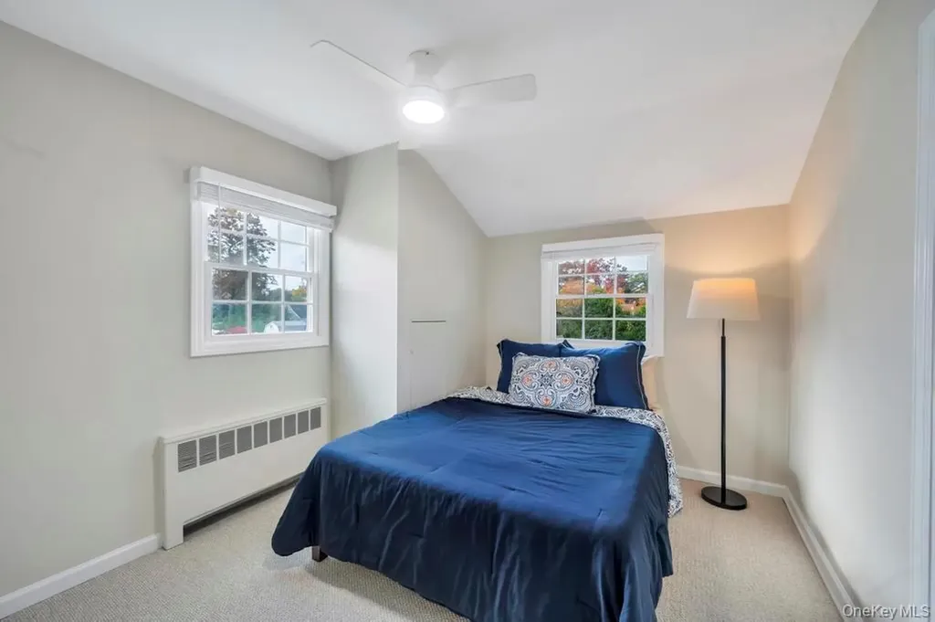 311 Devon Lane Smithtown NY 11787