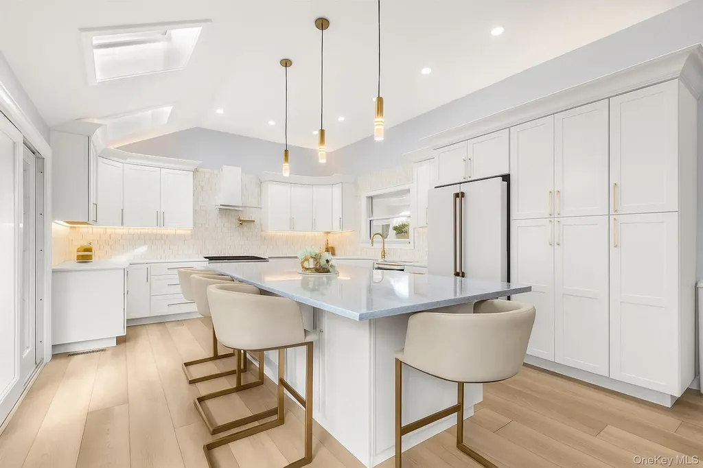 272 Ocean Avenue Islip NY 11751