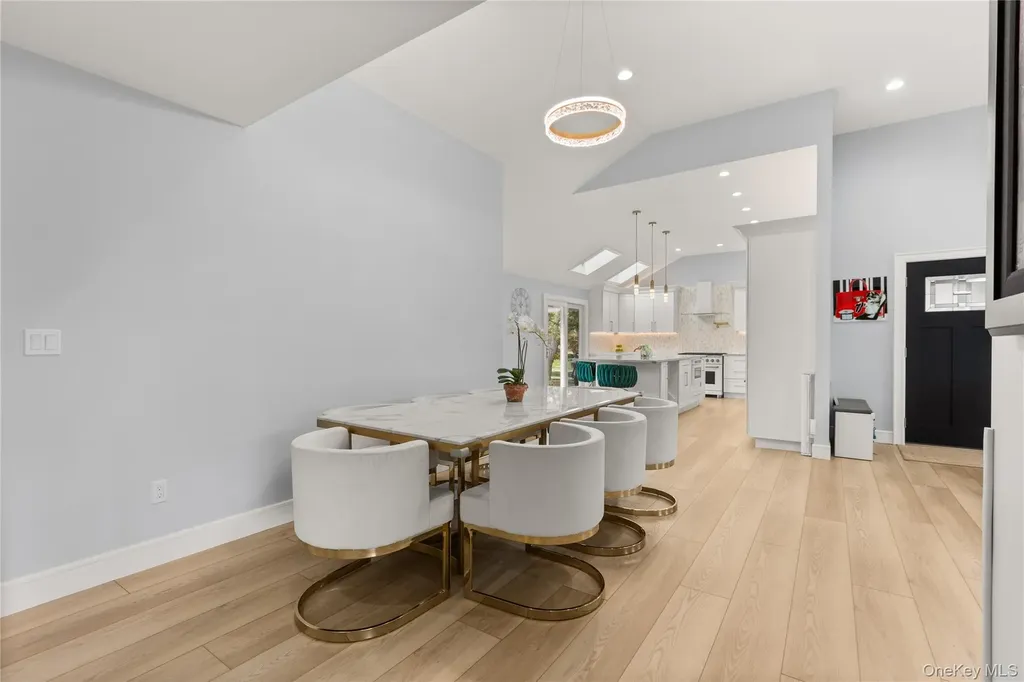 272 Ocean Avenue Islip NY 11751