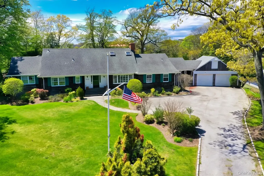 272 Ocean Avenue Islip NY 11751