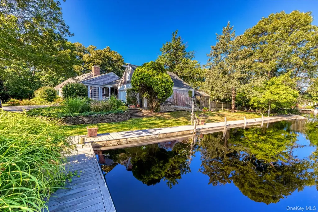 272 Ocean Avenue Islip NY 11751