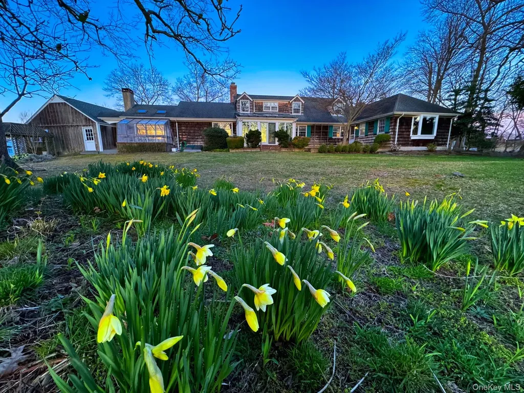 272 Ocean Avenue Islip NY 11751