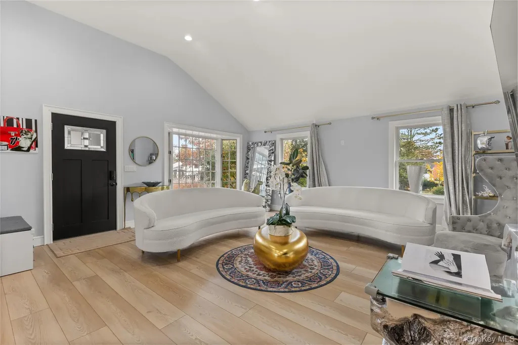 272 Ocean Avenue Islip NY 11751