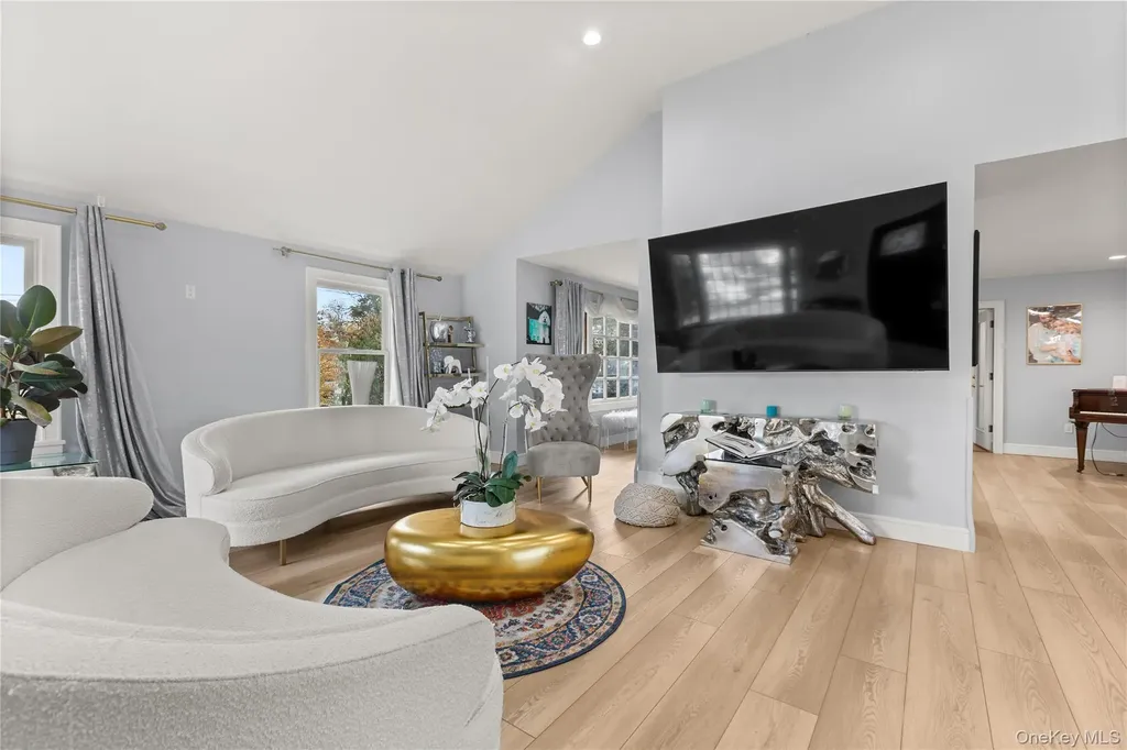 272 Ocean Avenue Islip NY 11751
