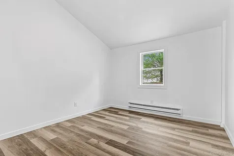 786 N Clove Road Millbrook NY 12585