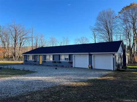 786 N Clove Road Millbrook NY 12585