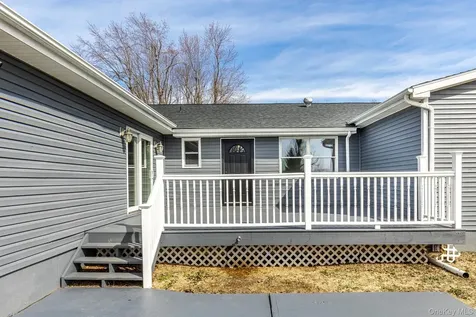 786 N Clove Road Millbrook NY 12585