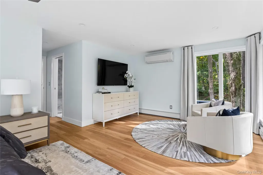 25 Wood Road Sands Point NY 11050