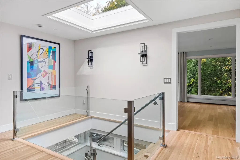 25 Wood Road Sands Point NY 11050