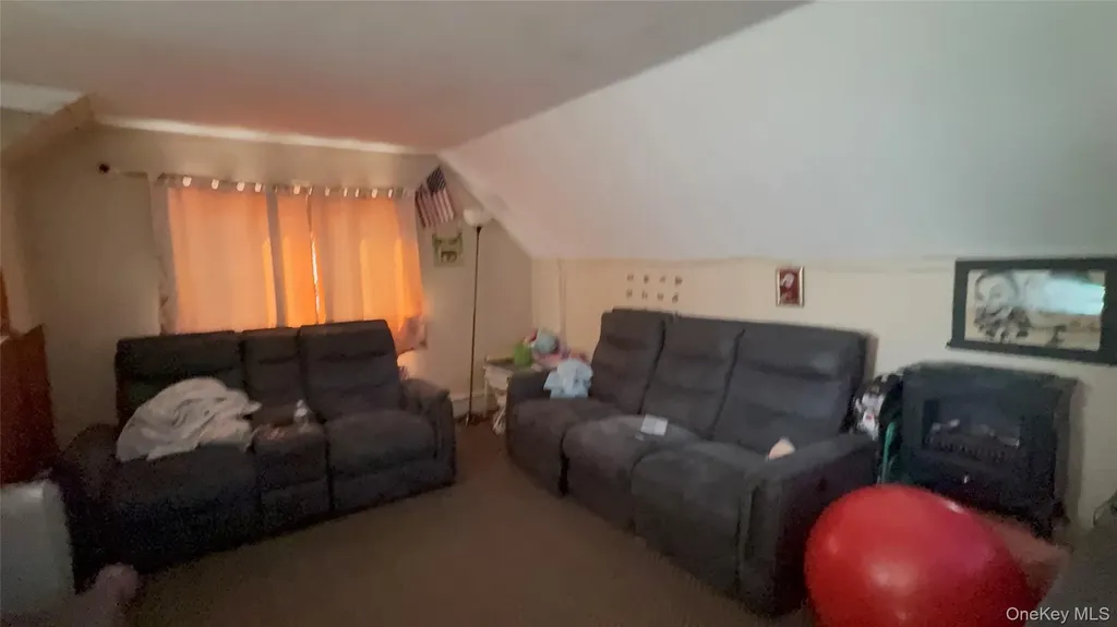 34 Carleton Street Westbury NY 11590