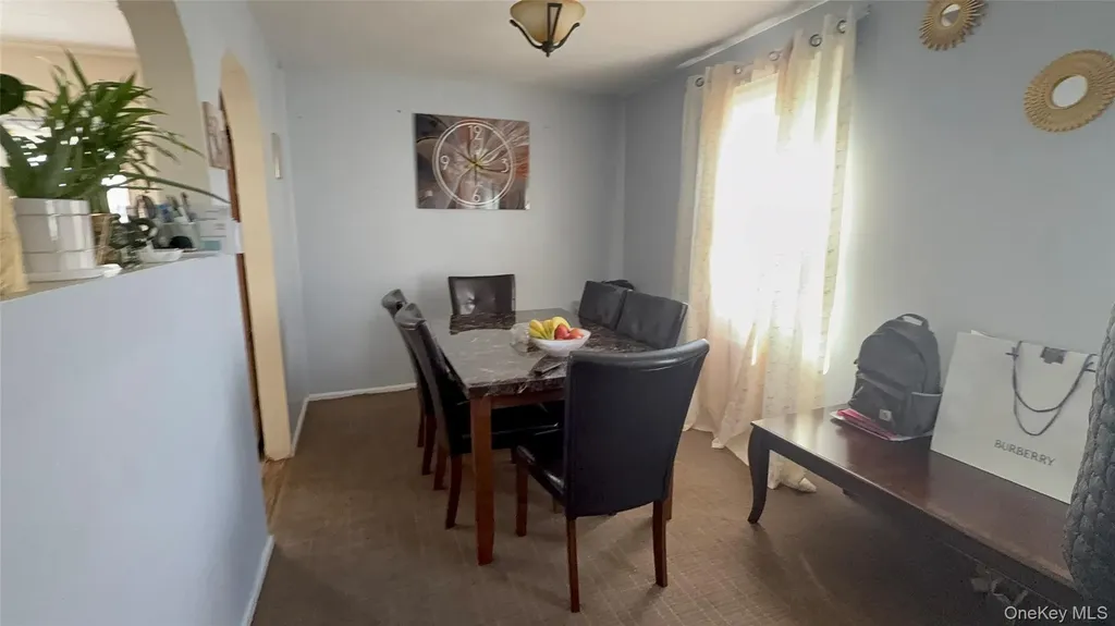 34 Carleton Street Westbury NY 11590