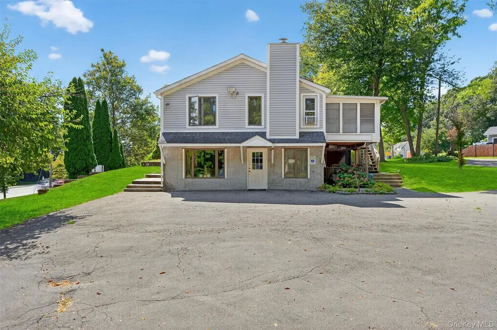 2 Renee Gate Street Cortlandt Manor NY 10567