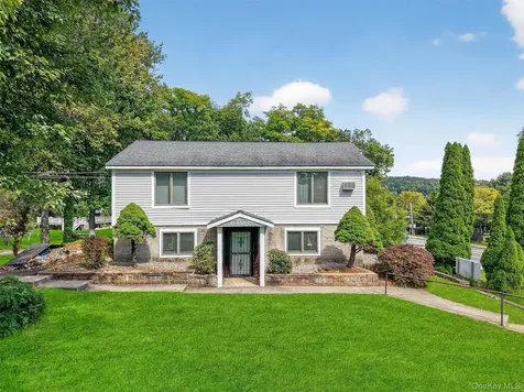 2 Renee Gate Street Cortlandt Manor NY 10567