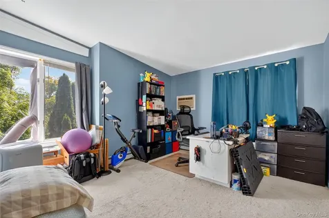 2 Renee Gate Street Cortlandt Manor NY 10567