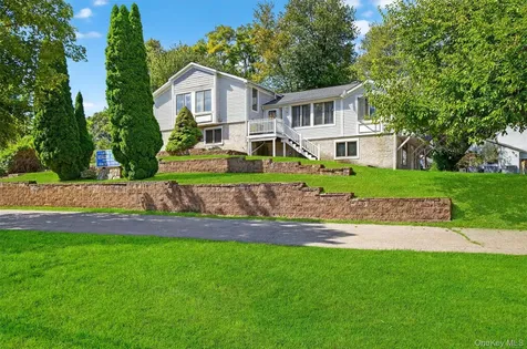2 Renee Gate Street Cortlandt Manor NY 10567