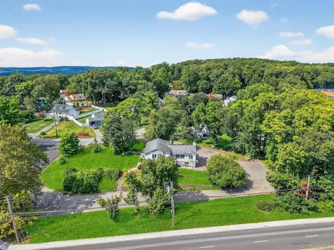 2 Renee Gate Street Cortlandt Manor NY 10567