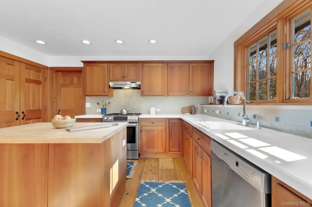 331 Grape Hollow Road Holmes NY 12531