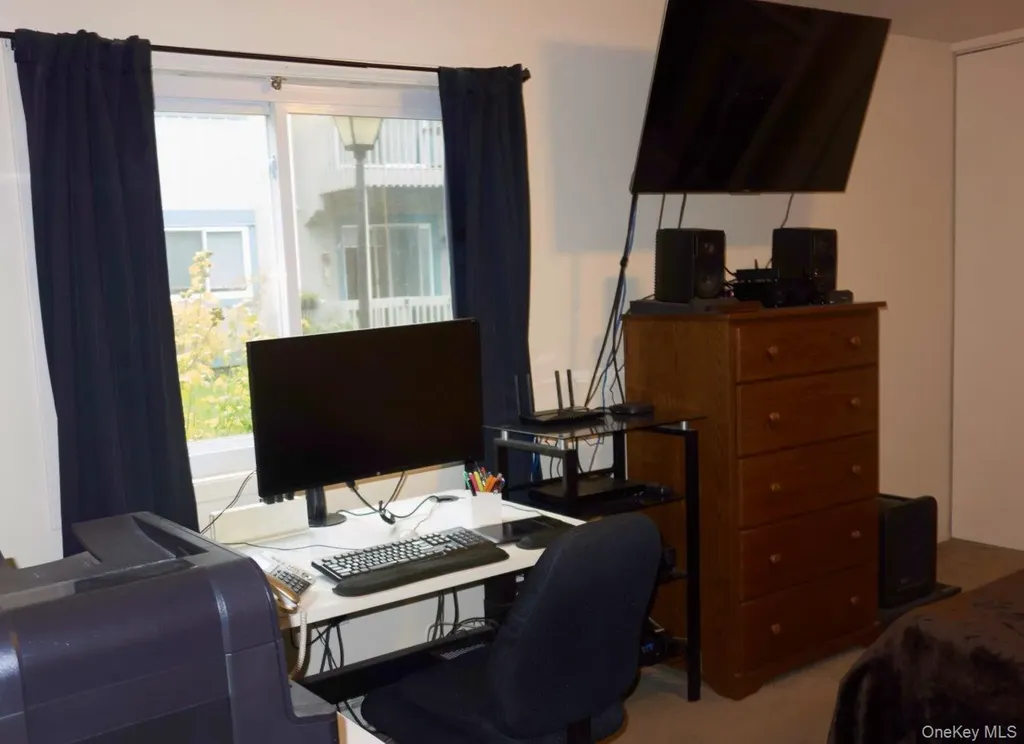 76 Sterling Beacon NY 12508