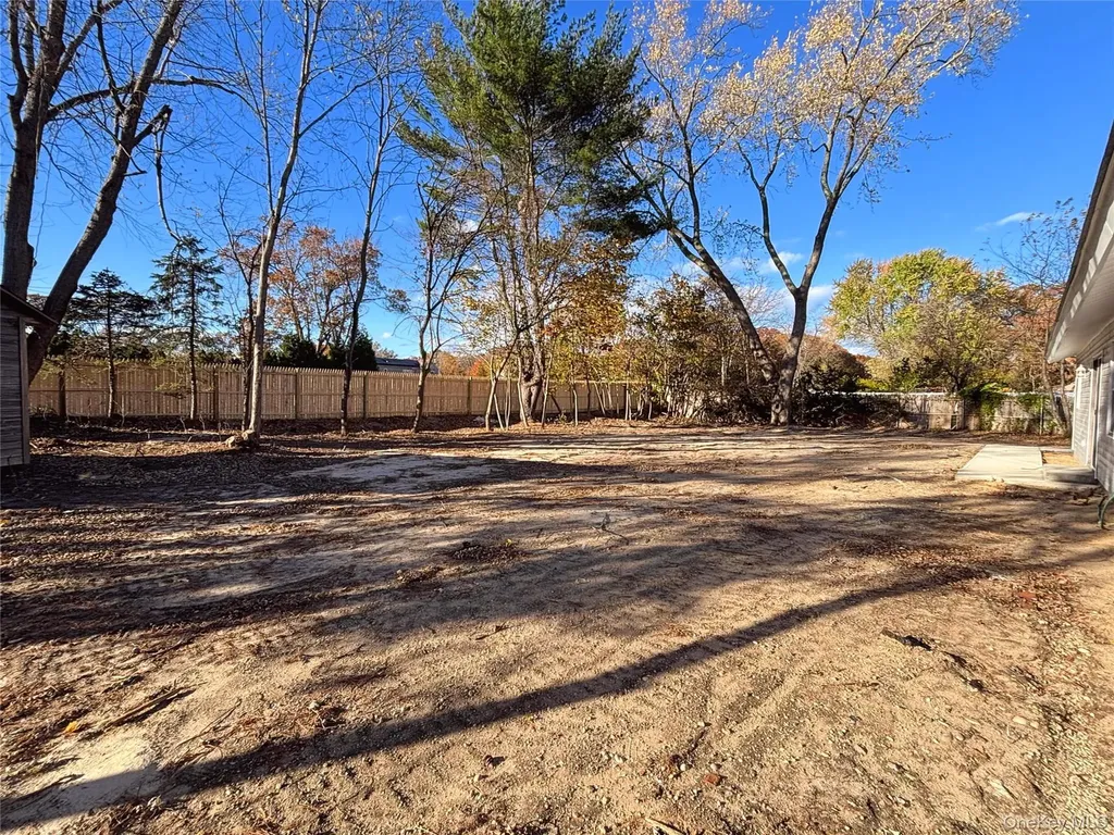 22 Harford Drive Coram NY 11727