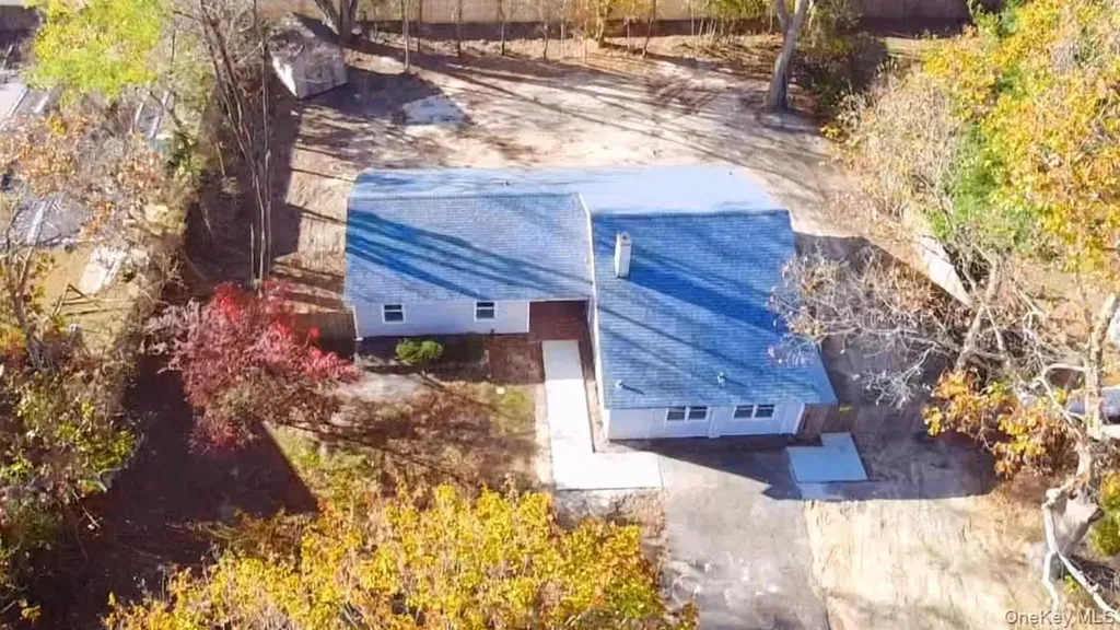 22 Harford Drive Coram NY 11727