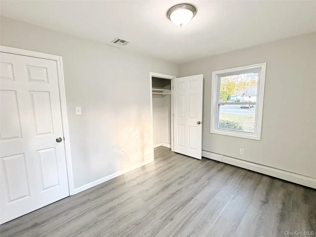 22 Harford Drive Coram NY 11727