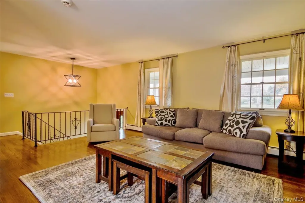 48 Overlook Drive Mahopac NY 10541