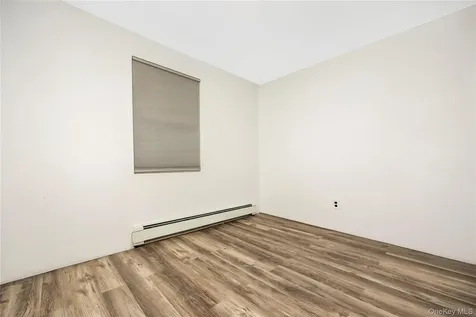 1137 Namdac Avenue Bay Shore NY 11706