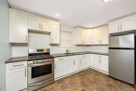 1137 Namdac Avenue Bay Shore NY 11706