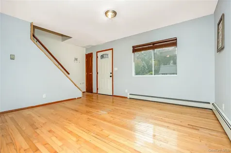 1137 Namdac Avenue Bay Shore NY 11706