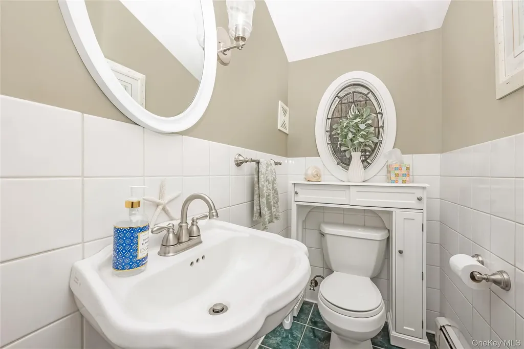 74 Loop Drive Sayville NY 11782