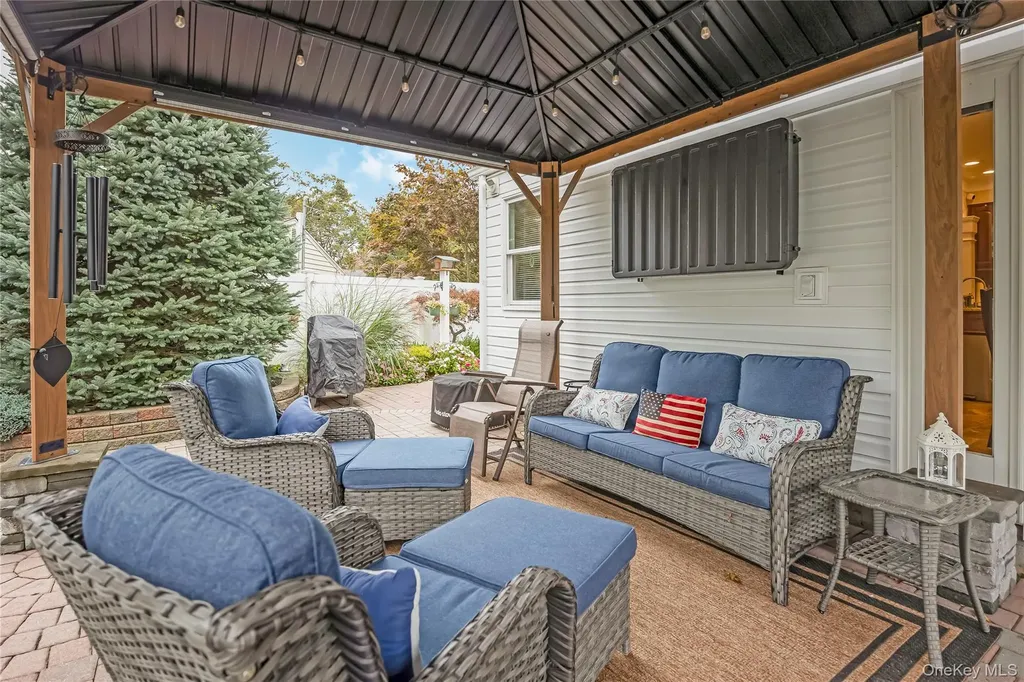 74 Loop Drive Sayville NY 11782