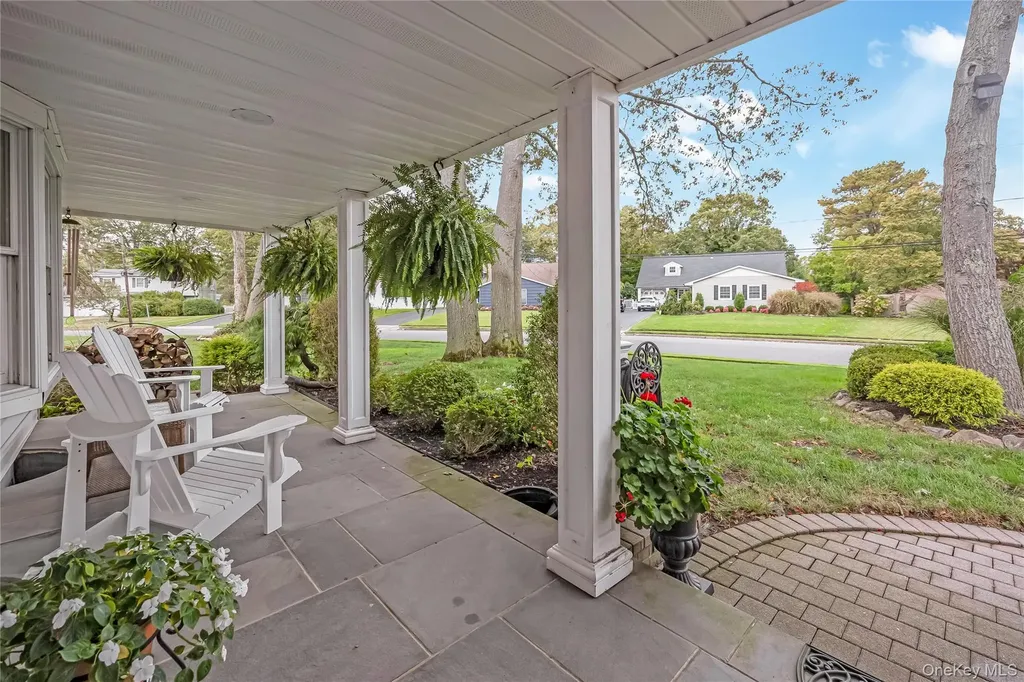 74 Loop Drive Sayville NY 11782