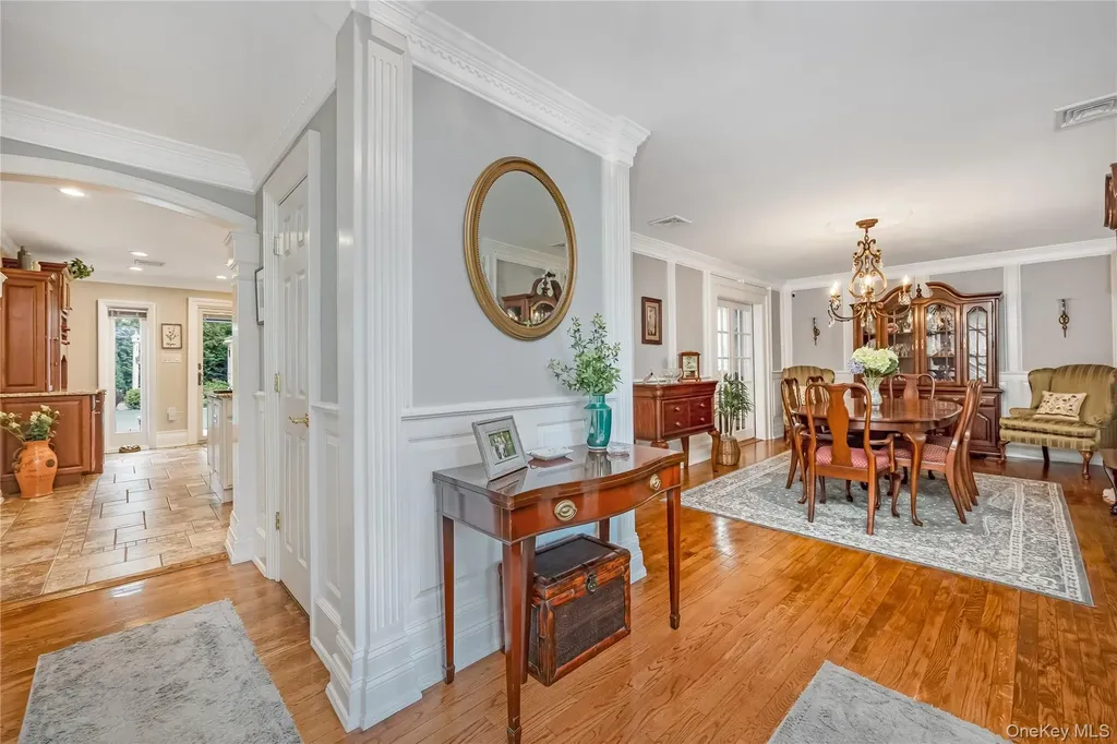 74 Loop Drive Sayville NY 11782