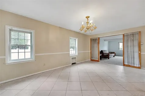 15 N Butehorn Street Bethpage NY 11714