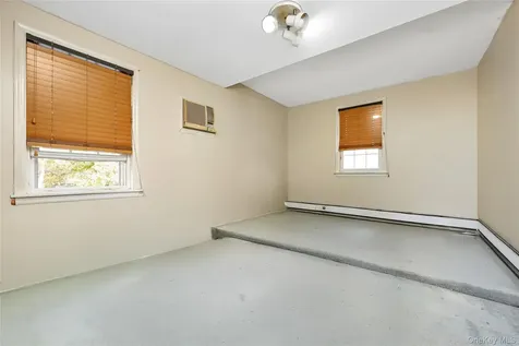 15 N Butehorn Street Bethpage NY 11714