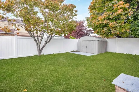 15 N Butehorn Street Bethpage NY 11714