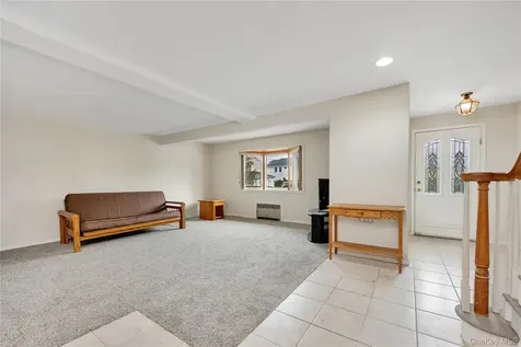 15 N Butehorn Street Bethpage NY 11714