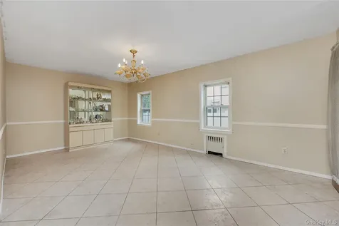 15 N Butehorn Street Bethpage NY 11714