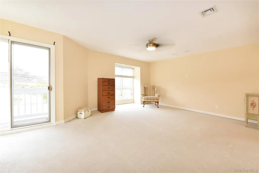 142 I U Willets Road Albertson NY 11507
