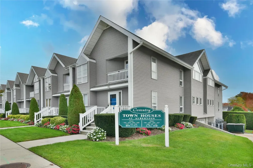 142 I U Willets Road Albertson NY 11507
