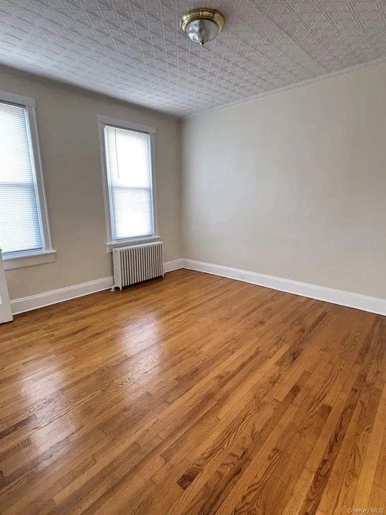 7158 70th Street Glendale NY 11385