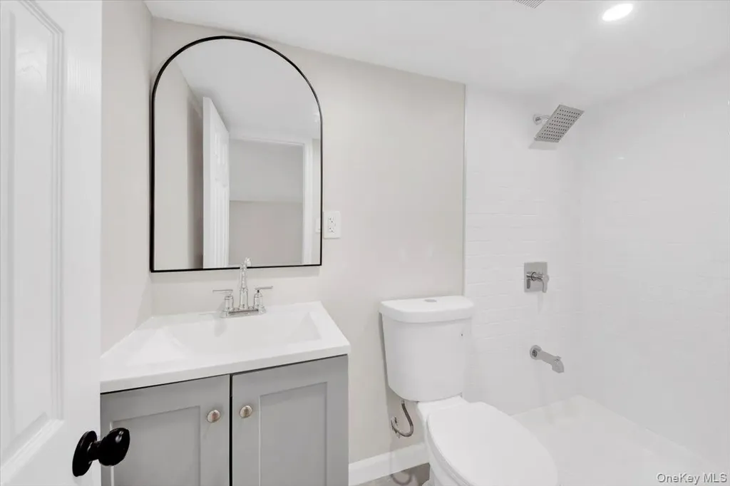 4411 Edson Avenue Bronx NY 10466