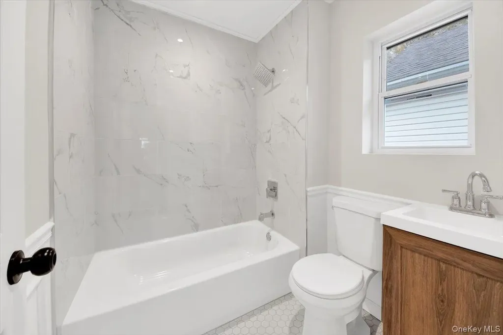 4411 Edson Avenue Bronx NY 10466