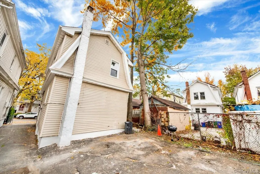 4411 Edson Avenue Bronx NY 10466