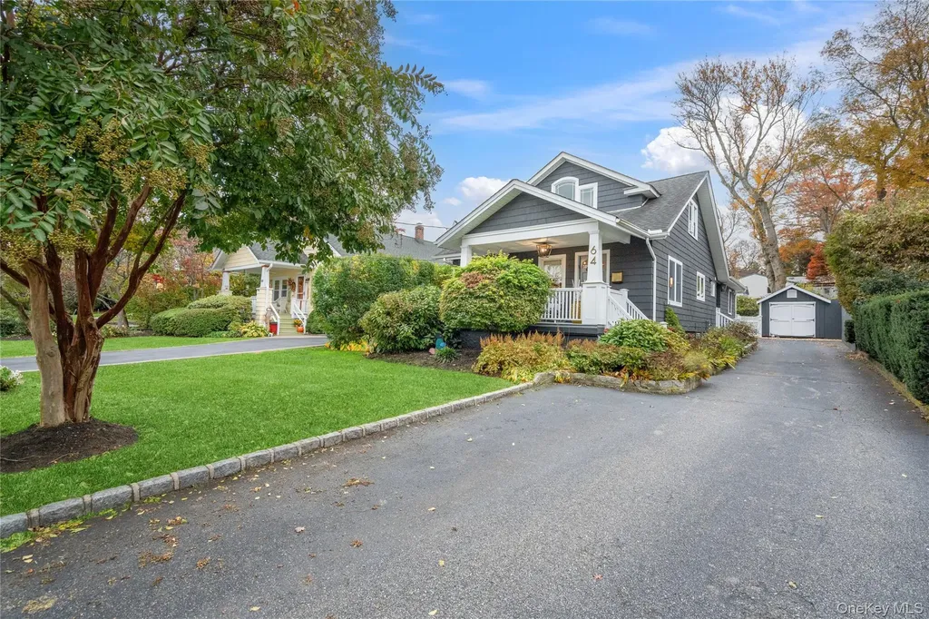 64 Central Parkway Huntington NY 11743