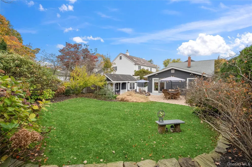 64 Central Parkway Huntington NY 11743