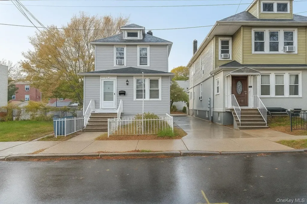 2849 E 195th Street Bronx NY 10461